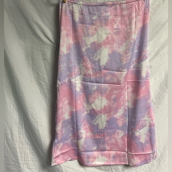 Roxy sheer skirt zip up on side size medium pink/purple tie dye - Picture 4 of 8